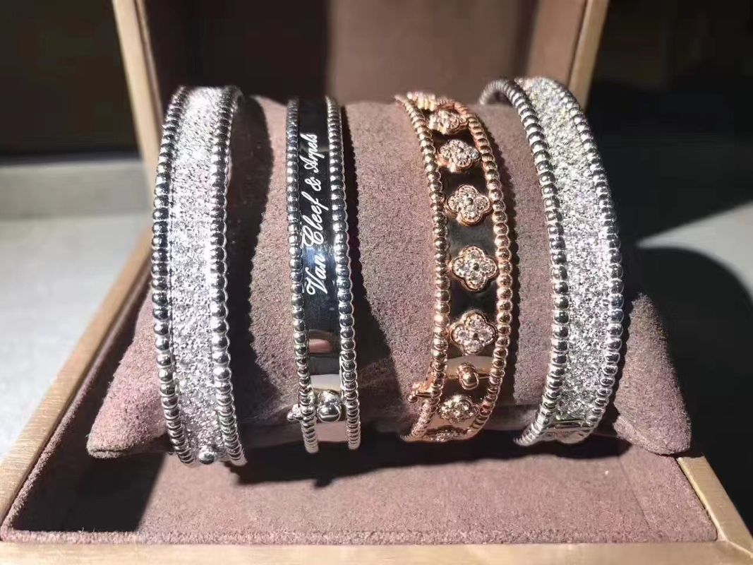 Qualità Braccialetto reale medio Rose Yellow Gold bianca della firma di Perlee dell'oro 18k del modello VCA fabbrica