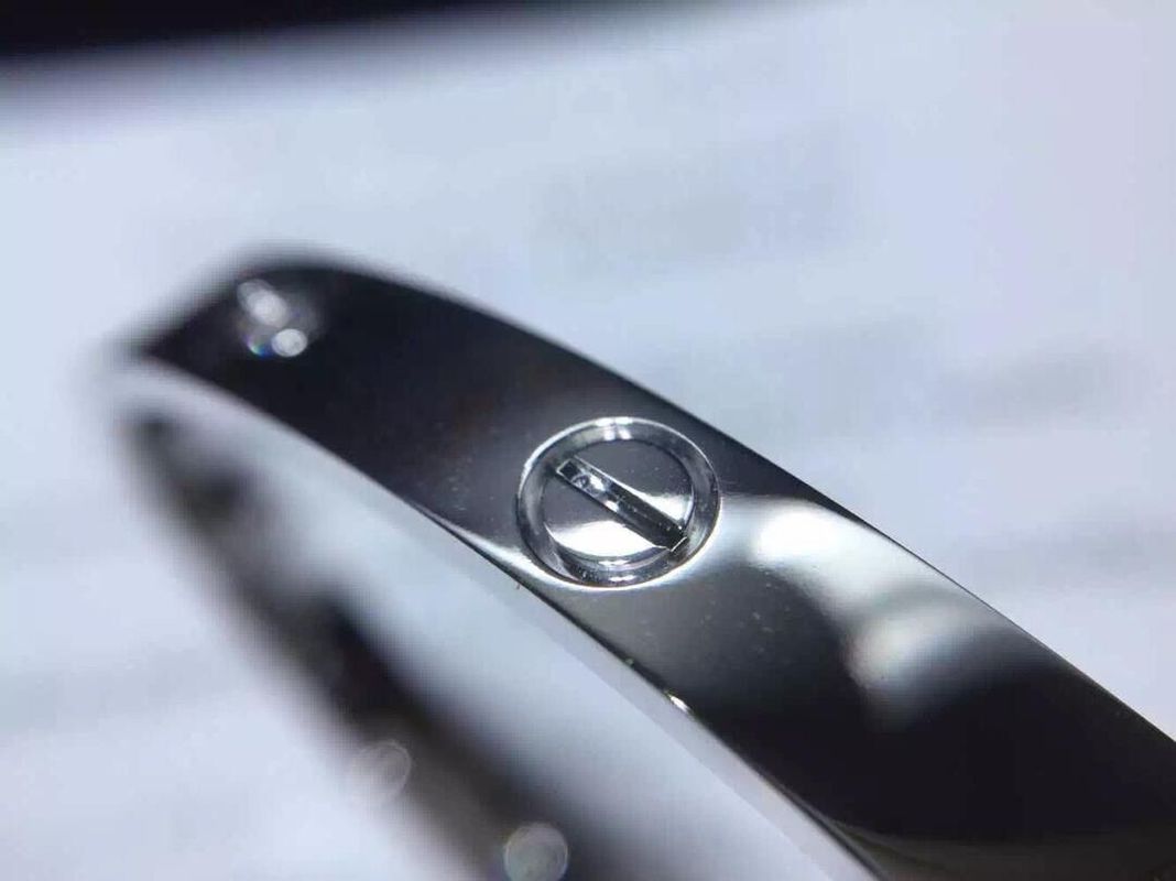 Qualità Oro dell'oro giallo Diamonds18k dei diamanti del braccialetto 4 di amore dei gioielli di marca fabbrica