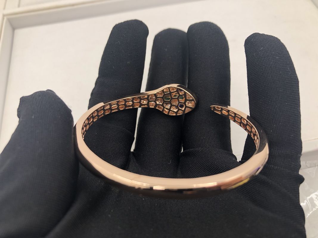 Qualità I braccialetti di lusso di incanto di Snakewomens dei gioielli hanno personalizzato un oro rosa di 18 Kt con i diamanti fabbrica