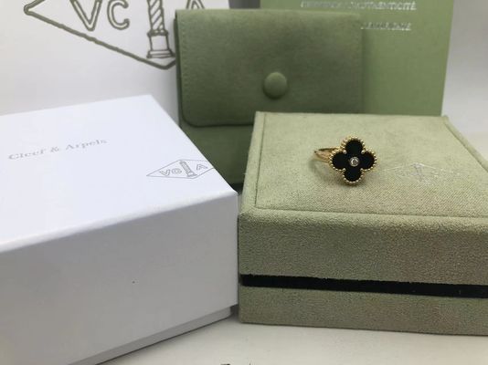 Qualità Diamante di Van Cleef And Arpels Vintage Alhambra Ring Yellow Gold Onyx Round fabbrica