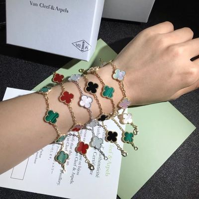 Qualità l'annata dell'oro 18K ha personalizzato i braccialetti Van Cleef & Arpels dell'oro fabbrica
