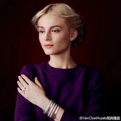Qualità Braccialetto reale medio Rose Yellow Gold bianca della firma di Perlee dell'oro 18k del modello VCA fabbrica