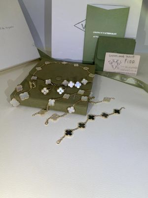Qualità 5 braccialetto dell'oro di motivi 18K CONTRO i diamanti VCA Alhambra Bracelet d'annata fabbrica