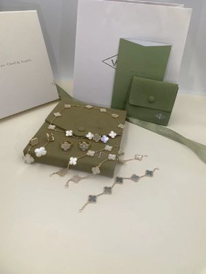 Qualità 5 braccialetto dell'oro di motivi 18K CONTRO i diamanti VCA Alhambra Bracelet d'annata fabbrica
