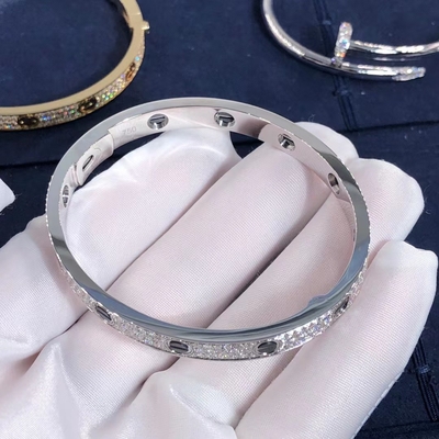 Braccialetto di qualità superiore Diamond Paved For Women ' S di AMORE della fila dell'automobile dell'oro dei gioielli 18K
