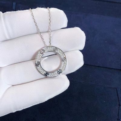 Qualità Oro bianco su misura della collana 18K di AMORE della fila dell'automobile CONTRO i diamanti pavimentati fabbrica