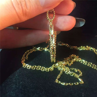 Qualità 1 colore di giallo della collana VCARO49L00 dell'oro dell'occhio 18K delle tigri di motivo con forma del fiore fabbrica