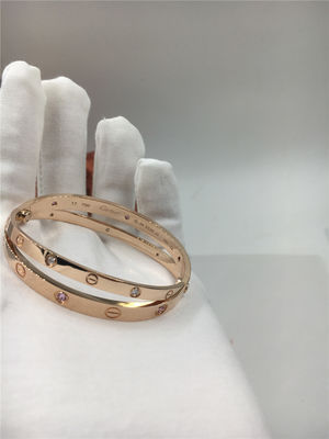 Qualità Braccialetto di amore di Rose Gold Luxury Diamond Jewelry delle donne con sei zaffiri rosa fabbrica