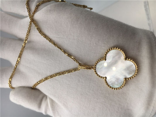 Qualità Forma d'annata lunga del fiore della collana di Alhambra dell'oro giallo 18k senza diamante fabbrica