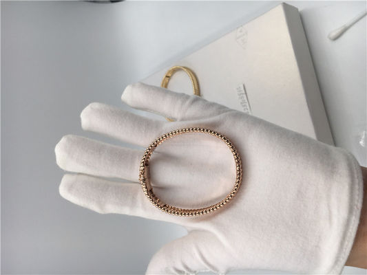 Qualità Modello medio Van Cleef e braccialetto dell'oro giallo VCA del braccialetto della firma di Arpels fabbrica