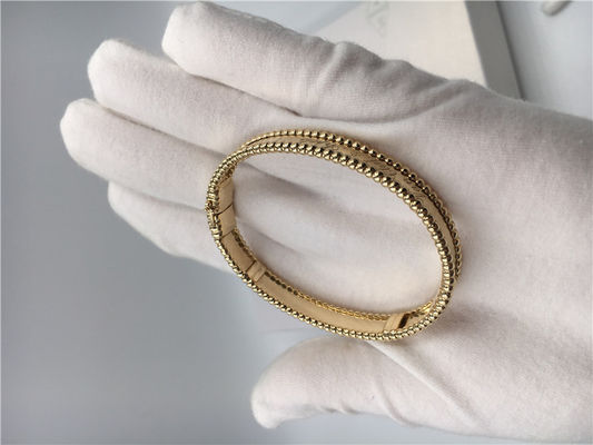 Qualità Modello medio Van Cleef e braccialetto dell'oro giallo VCA del braccialetto della firma di Arpels fabbrica