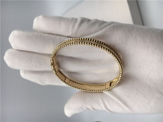 Qualità Modello medio Van Cleef e braccialetto dell'oro giallo VCA del braccialetto della firma di Arpels fabbrica