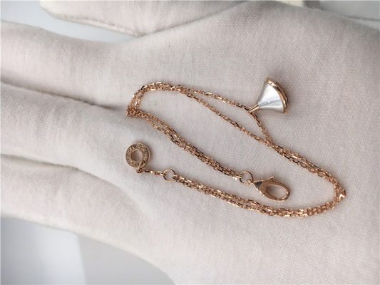 Qualità Braccialetto di lusso 18K Rose Gold With White Mother dei gioielli dei gioielli del pendente bianco della perla fabbrica