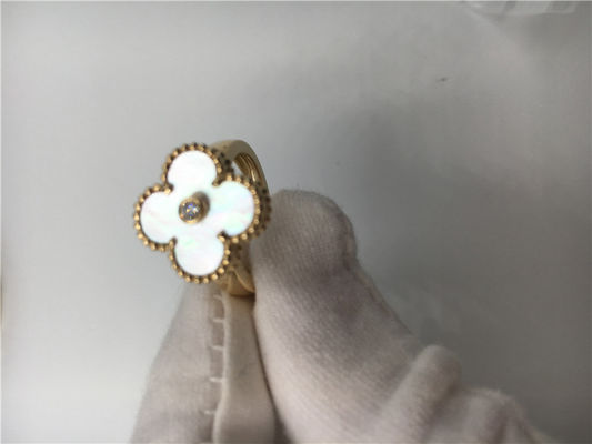 Qualità Diamante rotondo d'annata dell'anello di oro di giallo 18k di Alhambra con la madreperla bianca fabbrica