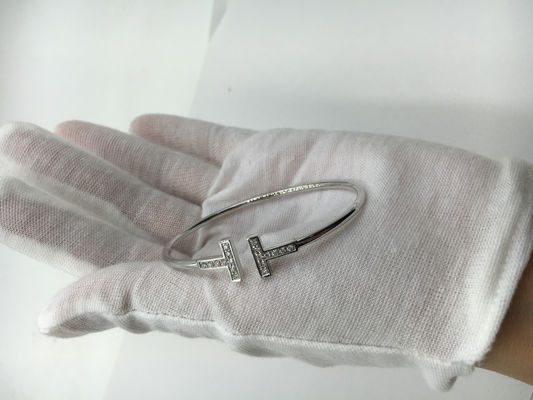 Qualità Oro bianco dei gioielli dell'oro del braccialetto 18K del cavo di T con i diamanti brillanti rotondi fabbrica