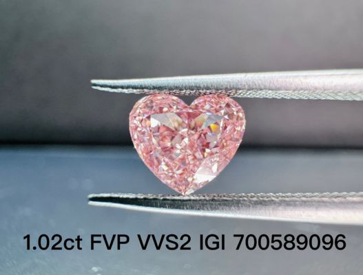 Qualità LuxuryShine Fancy Pink / Fancy Intense Pink / Fancy Vivid Pink Heart Cut Lab Cresciuto Diamante VVS-VS1 Diamanti reali e gioielli da matrimonio e gioielli personalizzati fabbrica